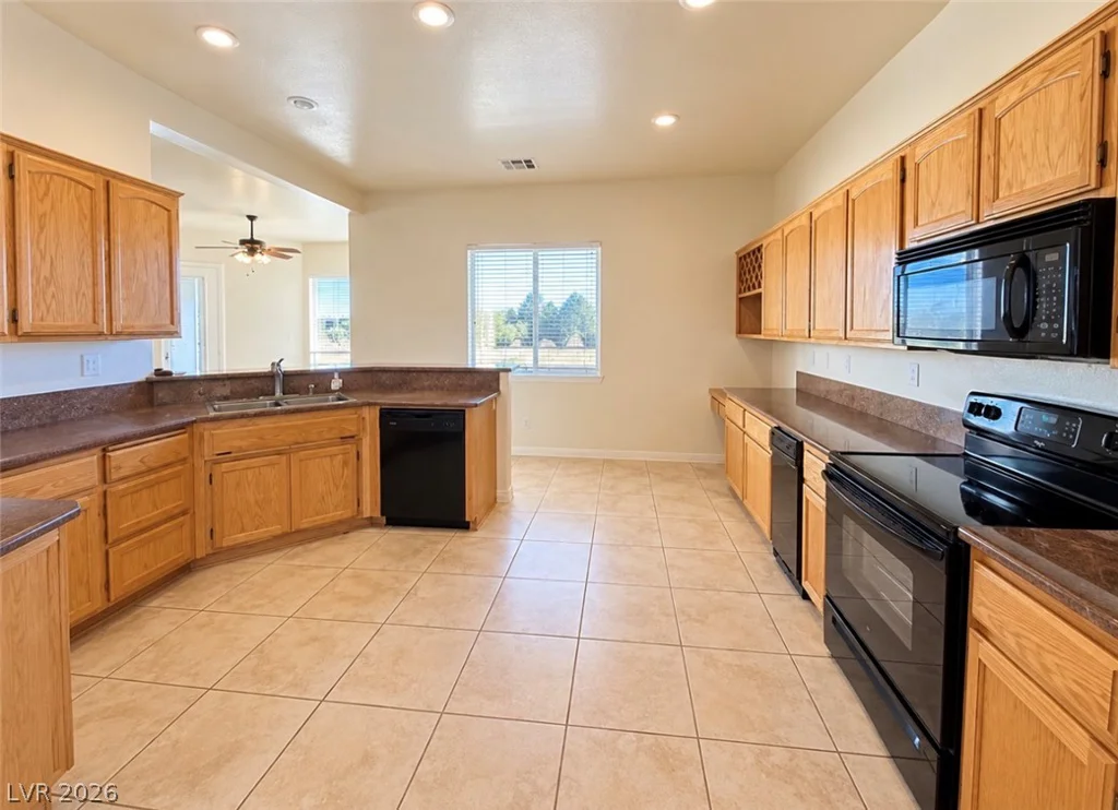 381 Arapahoe, Pahrump, NV 89048