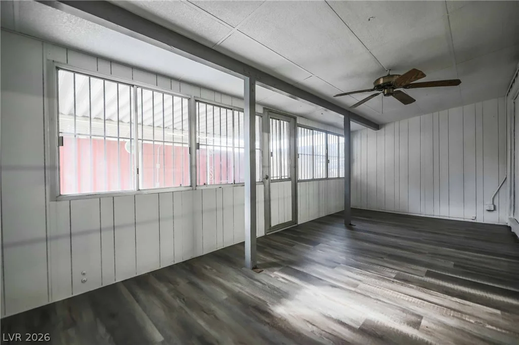 612 Bruce, Las Vegas, NV 89101