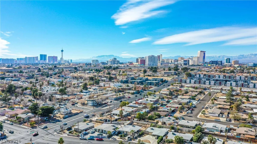 612 Bruce, Las Vegas, NV 89101