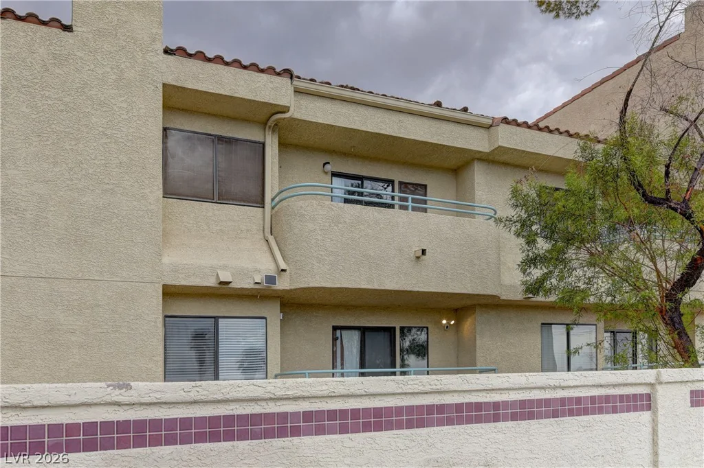 820 Sloan, Las Vegas, NV 89110