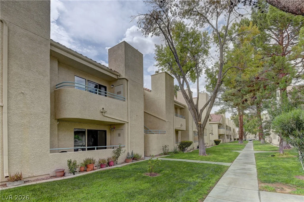 820 Sloan, Las Vegas, NV 89110