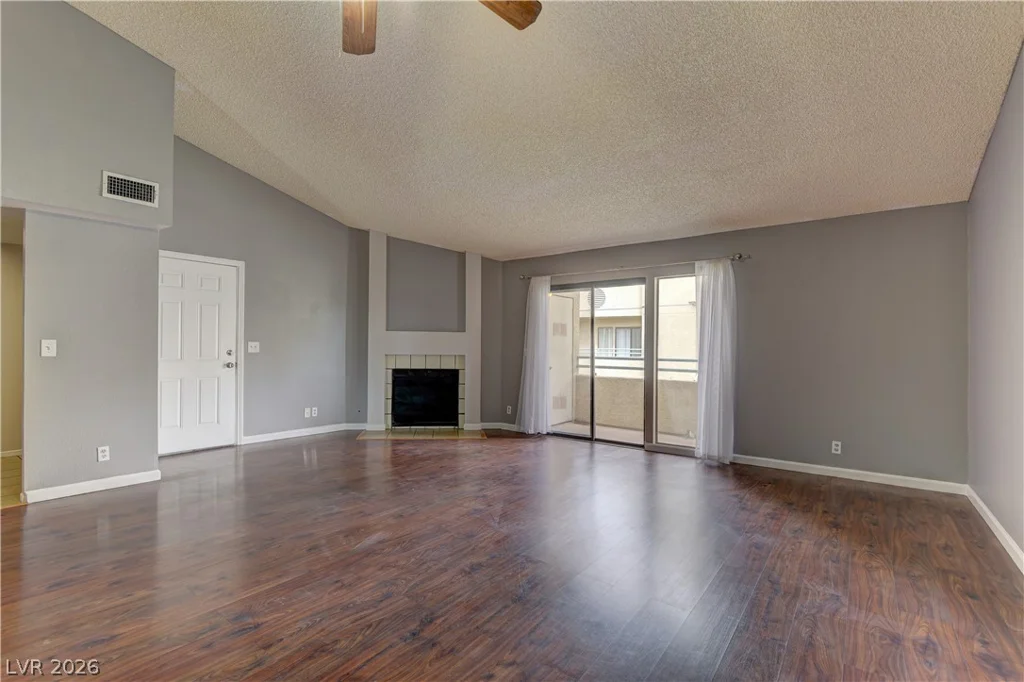 820 Sloan, Las Vegas, NV 89110