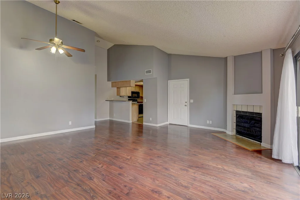 820 Sloan, Las Vegas, NV 89110