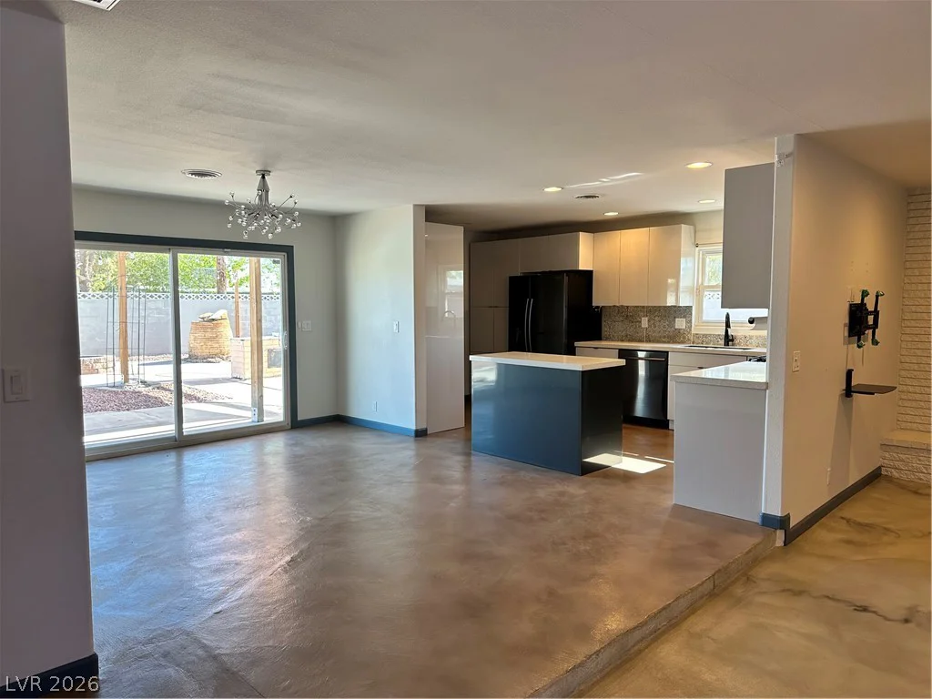 1518 Golden Arrow, Las Vegas, NV 89169
