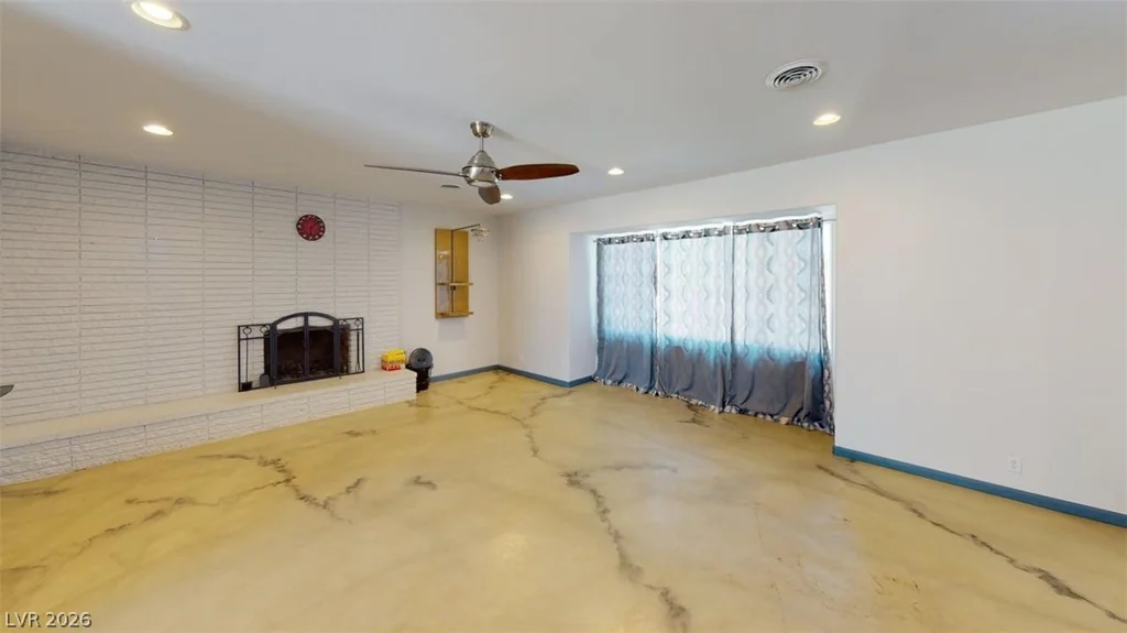 1518 Golden Arrow, Las Vegas, NV 89169
