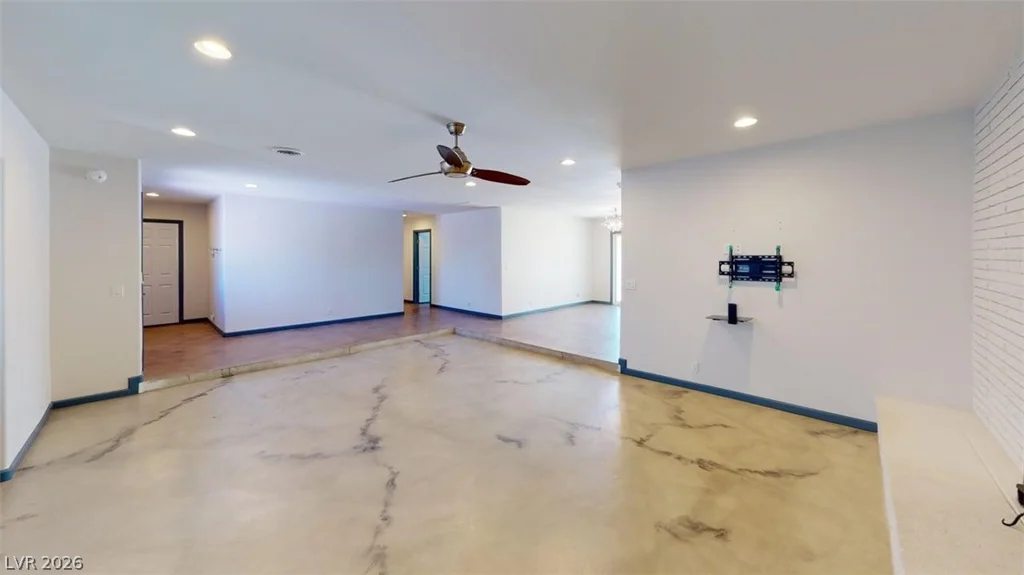 1518 Golden Arrow, Las Vegas, NV 89169