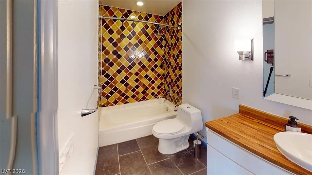 1518 Golden Arrow, Las Vegas, NV 89169