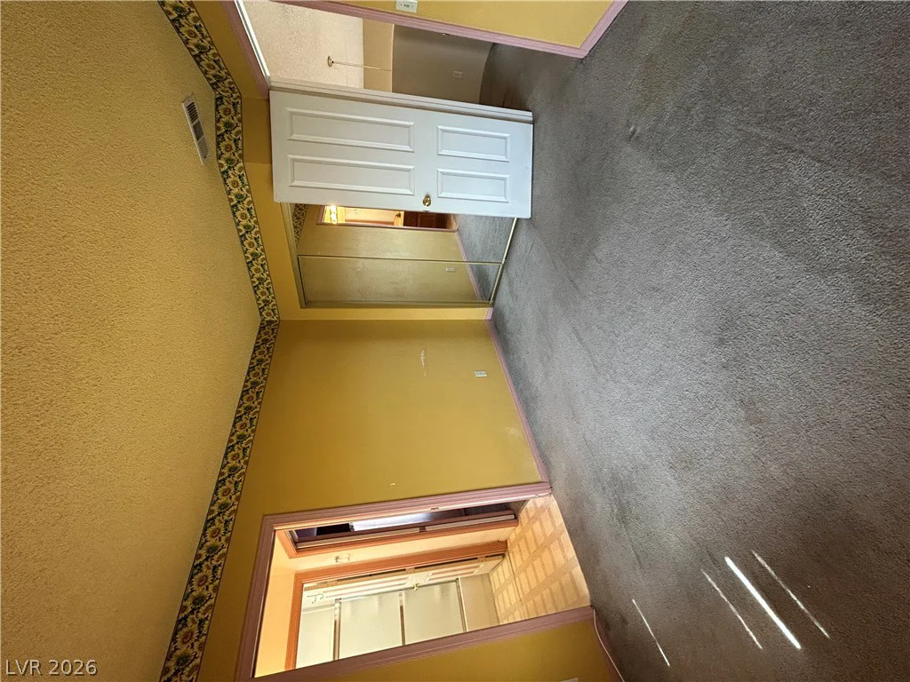 6616 Sterling Springs, Las Vegas, NV 89108