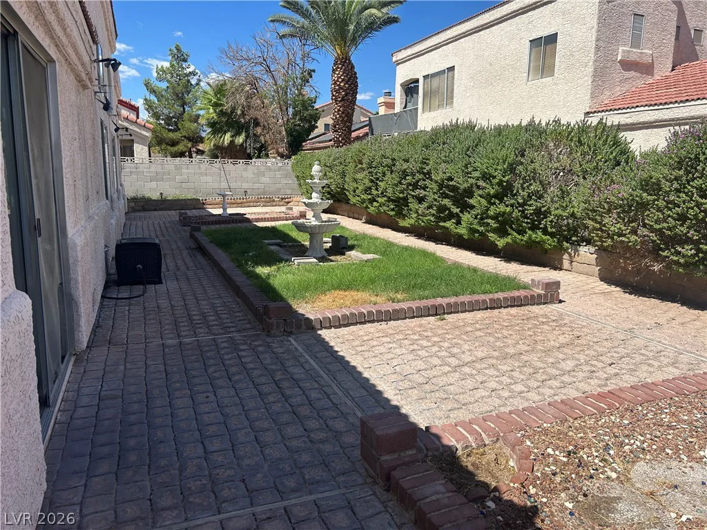 6616 Sterling Springs, Las Vegas, NV 89108