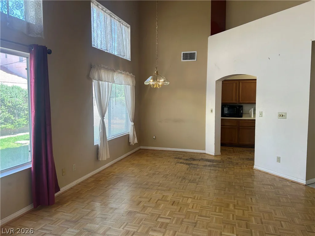 6616 Sterling Springs, Las Vegas, NV 89108
