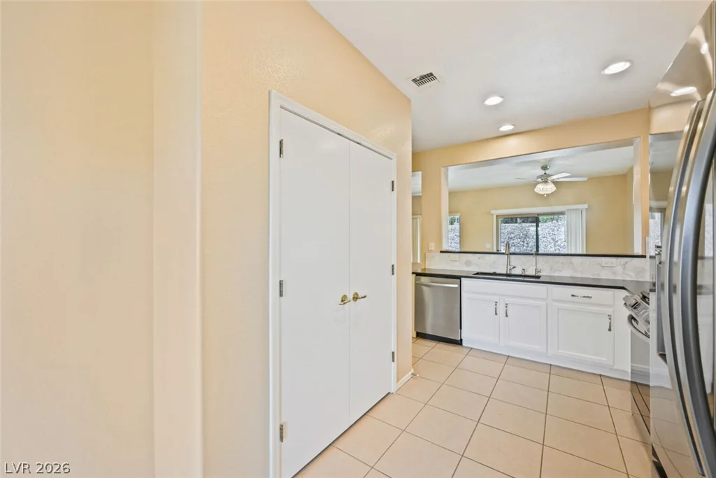 1813 Tiger Creek, Henderson, NV 89012