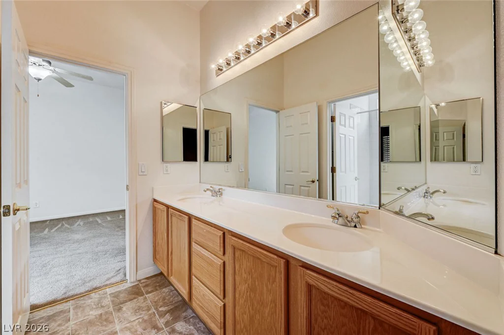 7221 Gentle Valley, Las Vegas, NV 89149