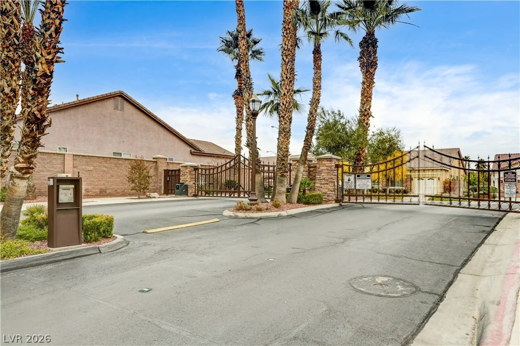 7221 Gentle Valley, Las Vegas, NV 89149