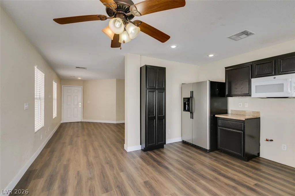 8628 Shady Pines, Las Vegas, NV 89143