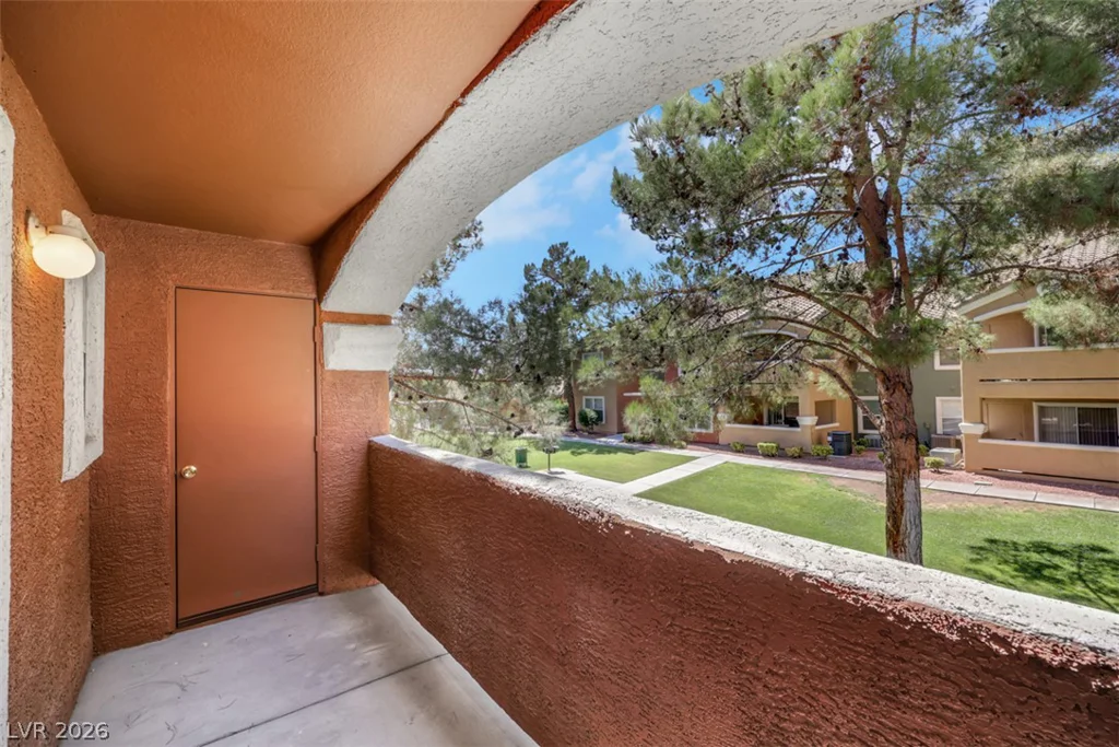 8101 Flamingo, Las Vegas, NV 89147