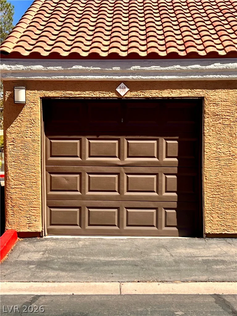 8101 Flamingo, Las Vegas, NV 89147