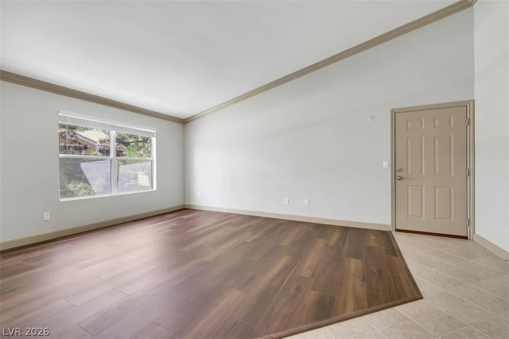 8101 Flamingo, Las Vegas, NV 89147