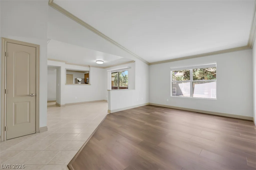 8101 Flamingo, Las Vegas, NV 89147