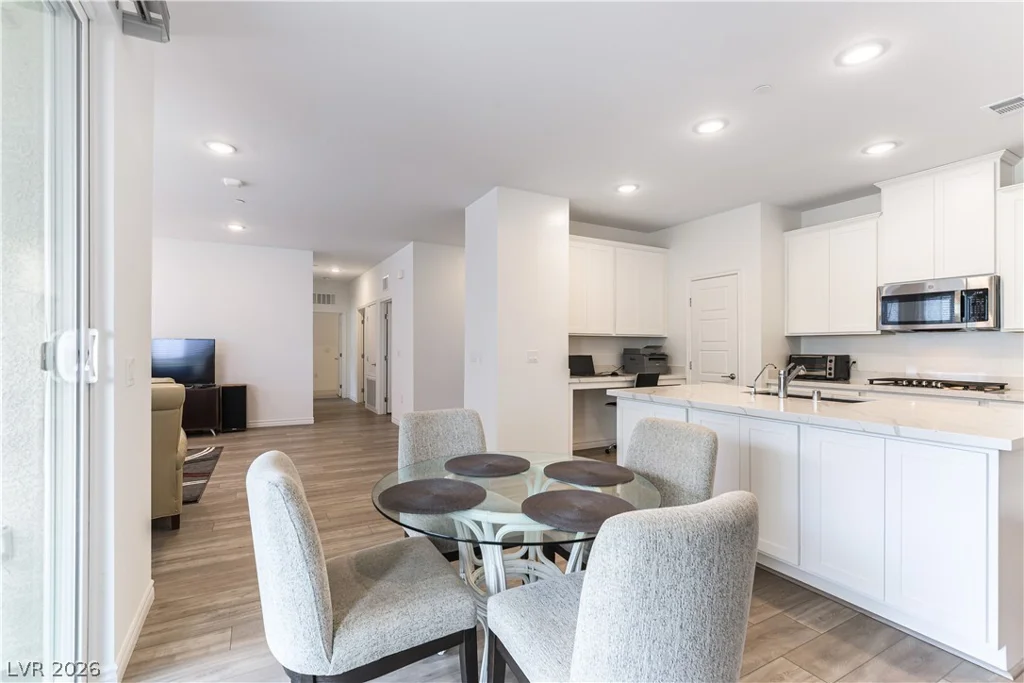 2555 Hampton, Henderson, NV 89052
