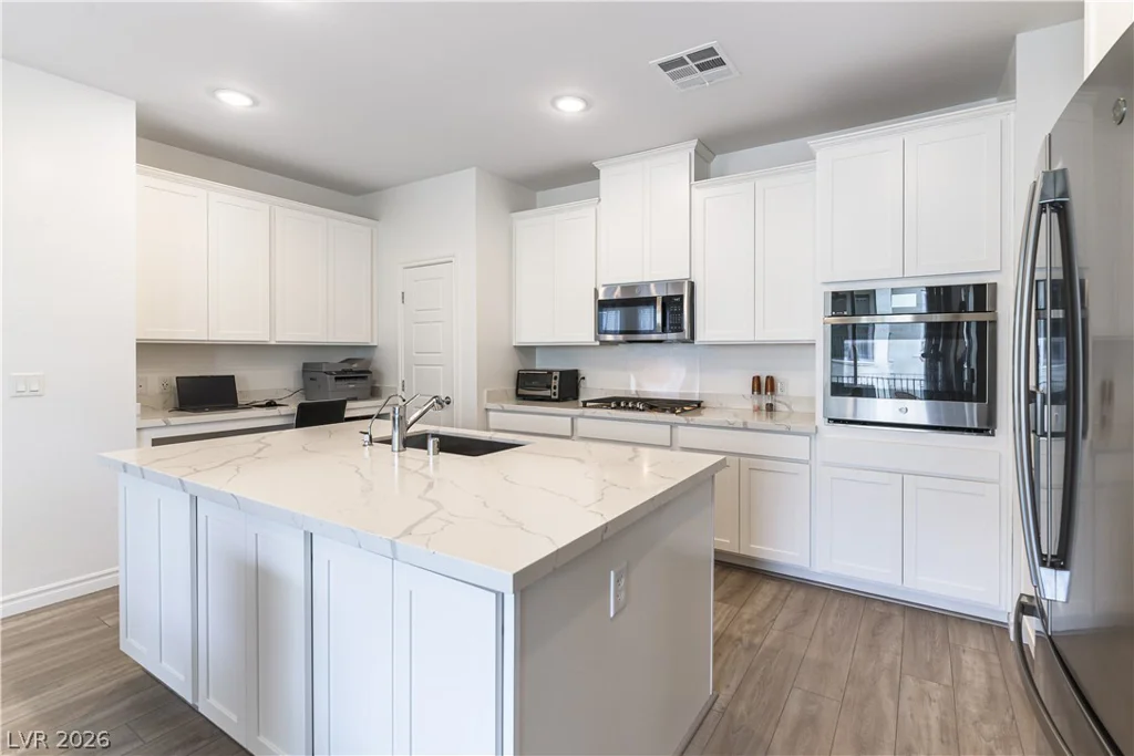 2555 Hampton, Henderson, NV 89052