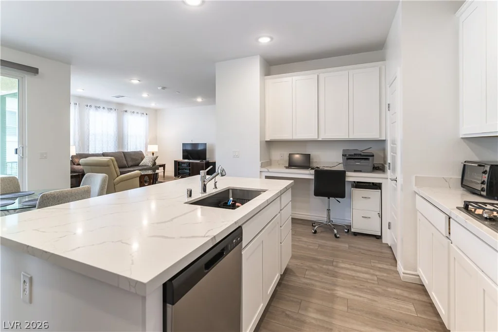 2555 Hampton, Henderson, NV 89052