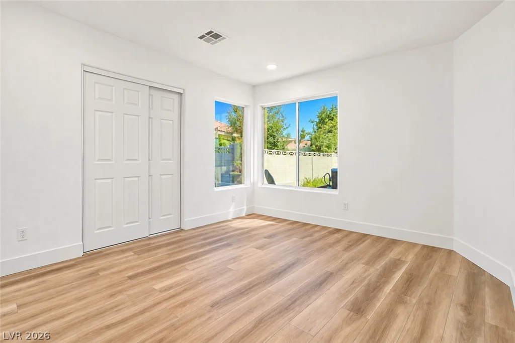 7641 Tortola Bay, Las Vegas, NV 89128