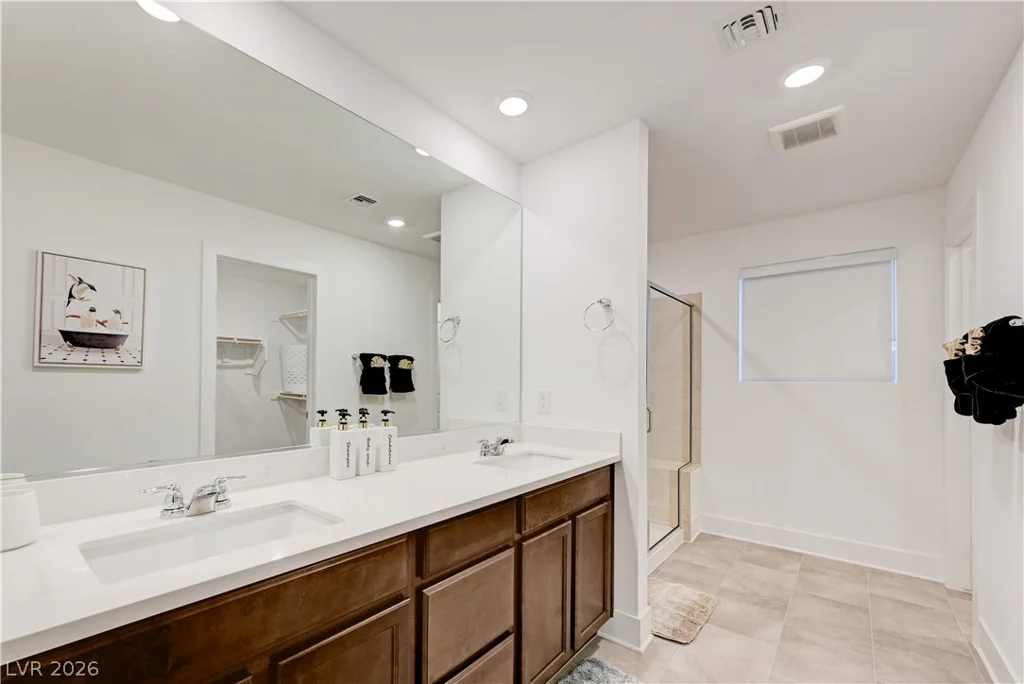 7823 Lacemaker, Las Vegas, NV 89113