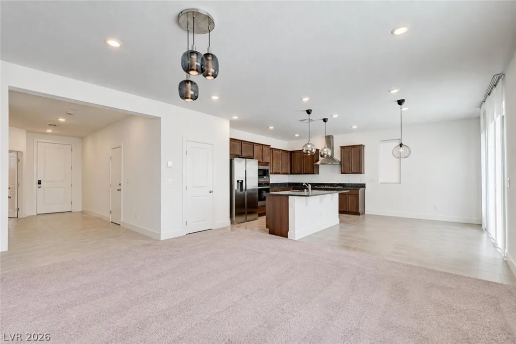 7823 Lacemaker, Las Vegas, NV 89113