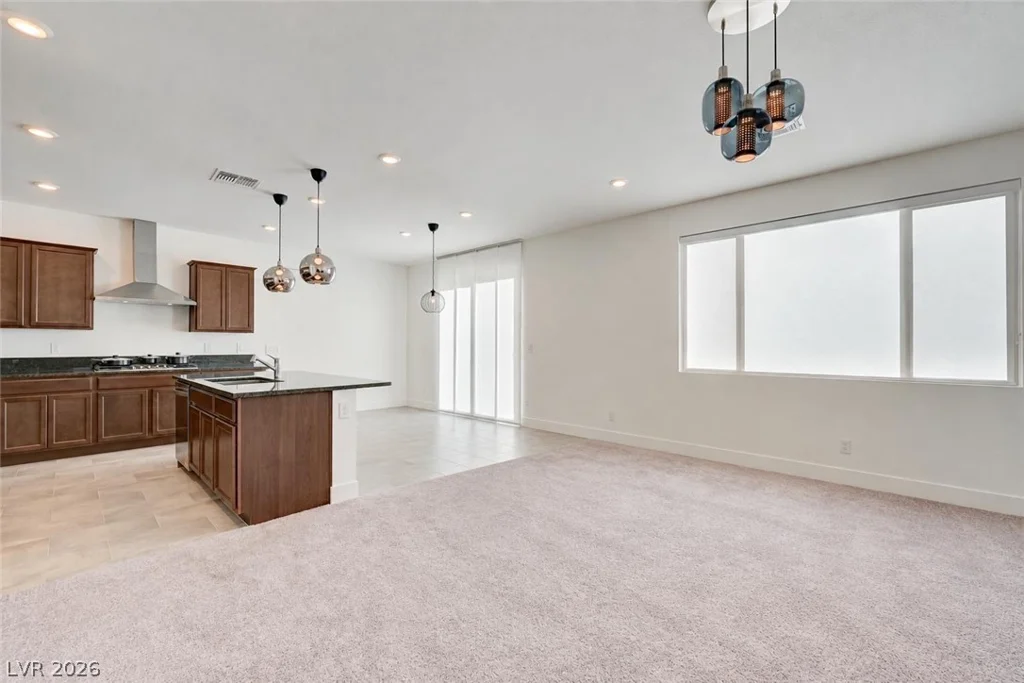 7823 Lacemaker, Las Vegas, NV 89113