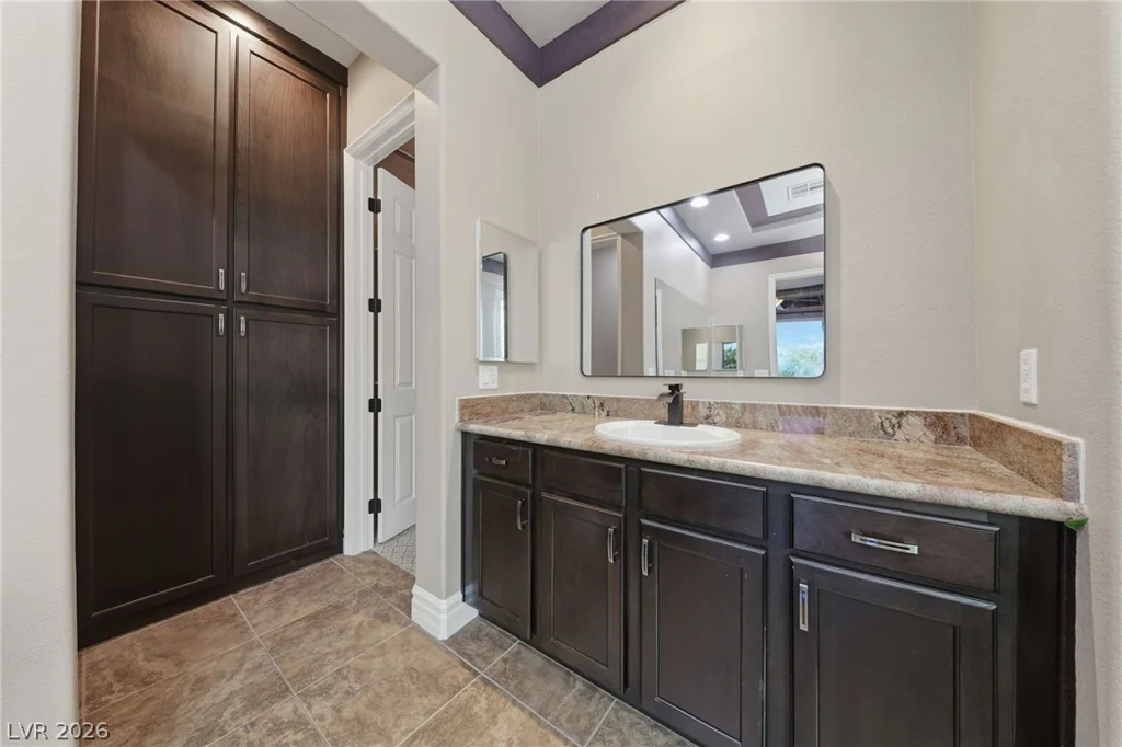 19 Contrada Fiore, Henderson, NV 89011