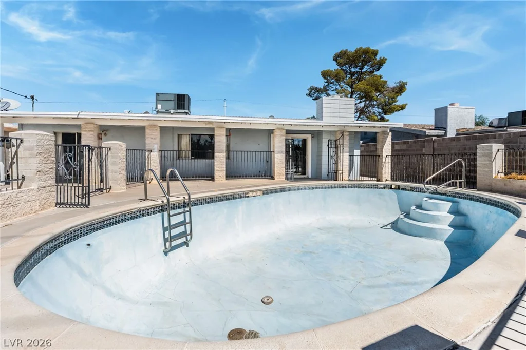 4109 Via Vaquero, Las Vegas, NV 89102