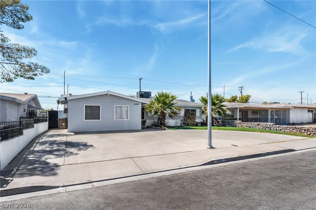 4109 Via Vaquero, Las Vegas, NV 89102