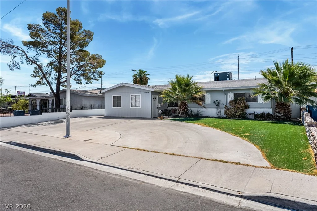 4109 Via Vaquero, Las Vegas, NV 89102