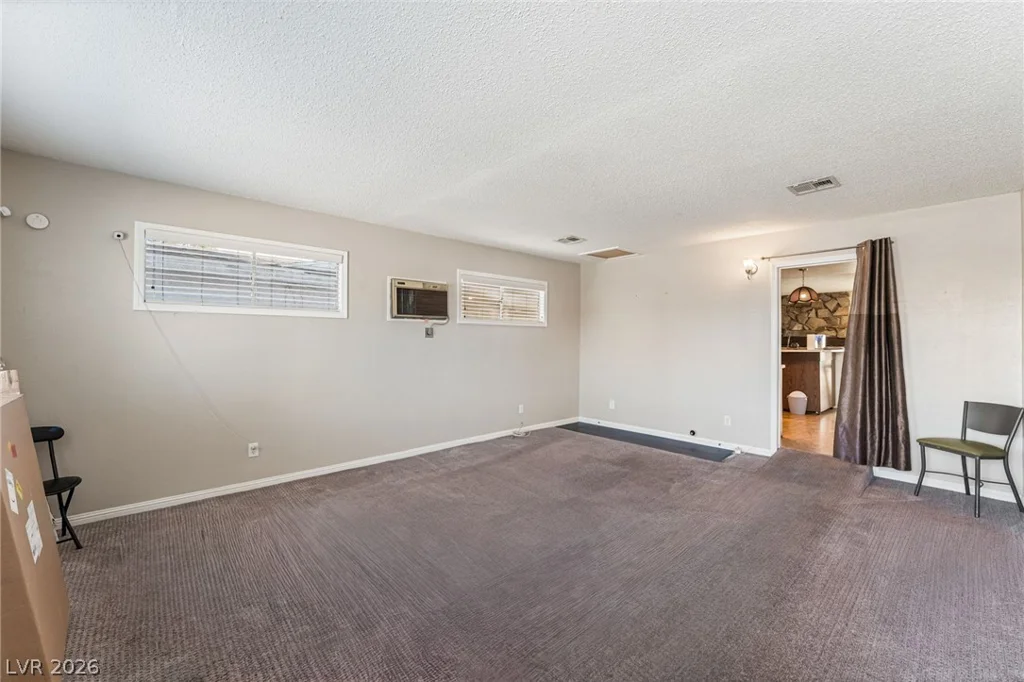4109 Via Vaquero, Las Vegas, NV 89102