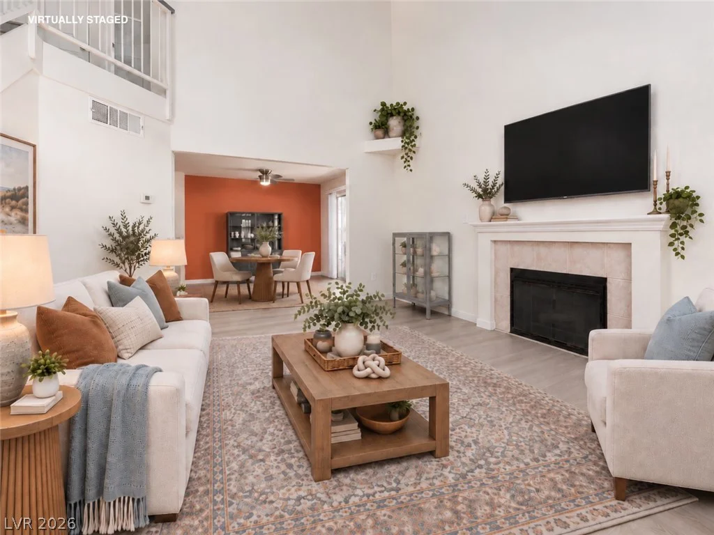 1032 Sun Wood, Las Vegas, NV 89145