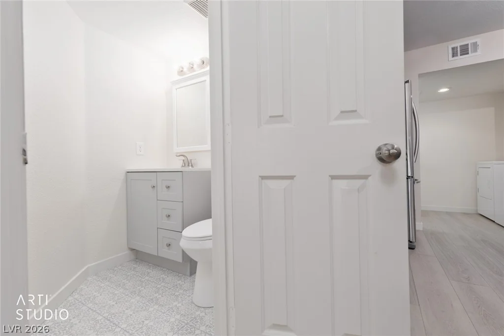 1032 Sun Wood, Las Vegas, NV 89145