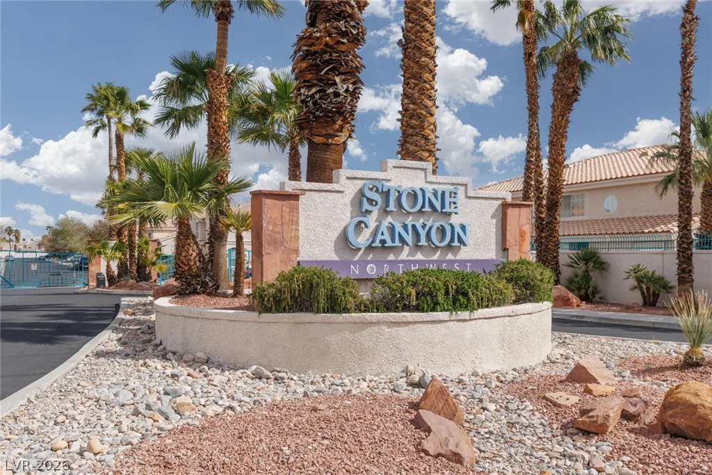 1032 Sun Wood, Las Vegas, NV 89145