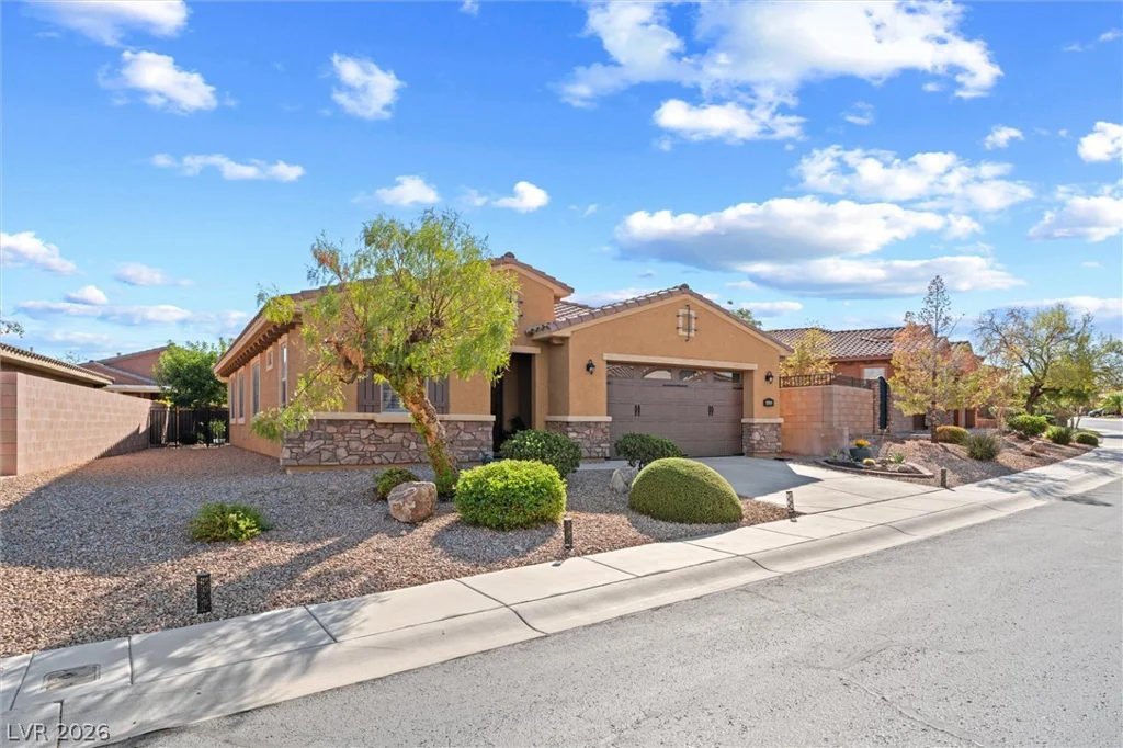 1060 Via Nandina, Henderson, NV 89011