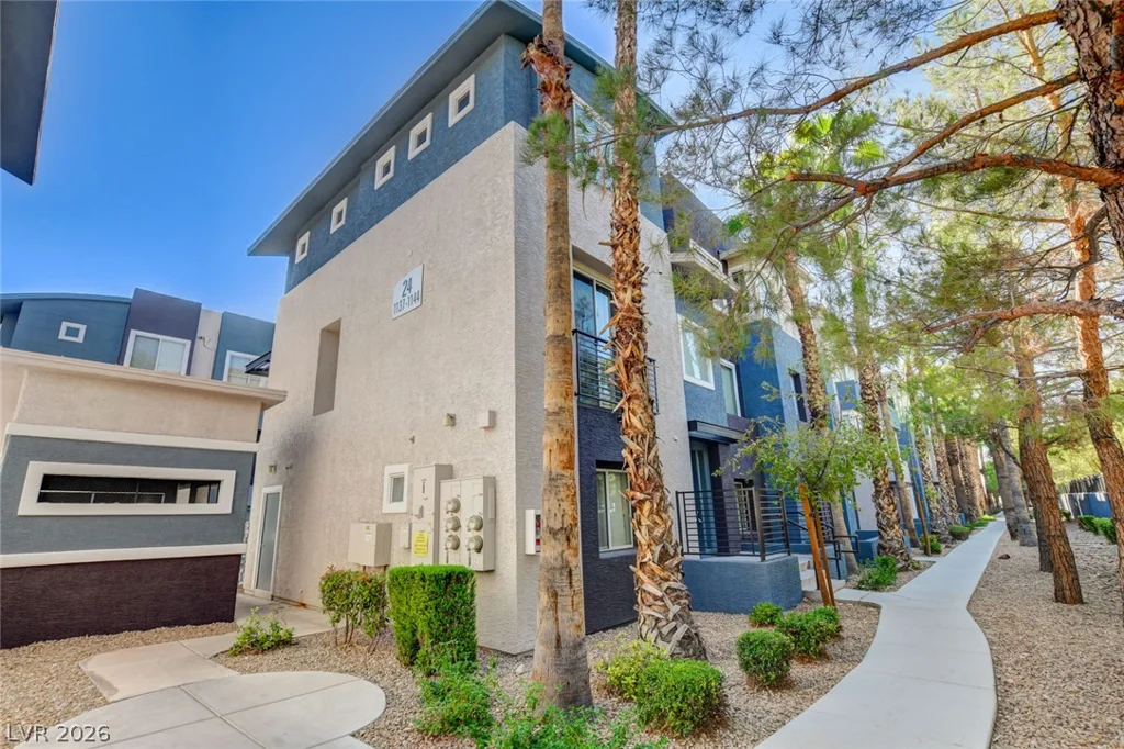 9050 Tropicana, Las Vegas, NV 89147