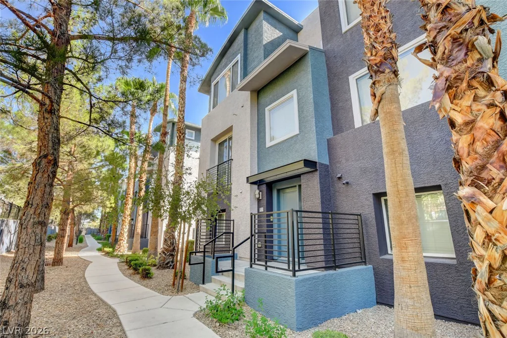 9050 Tropicana, Las Vegas, NV 89147