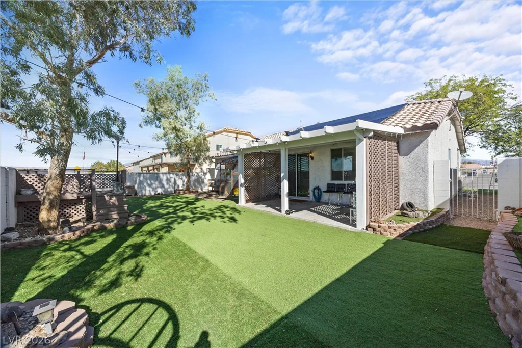 6211 Babson, Las Vegas, NV 89110