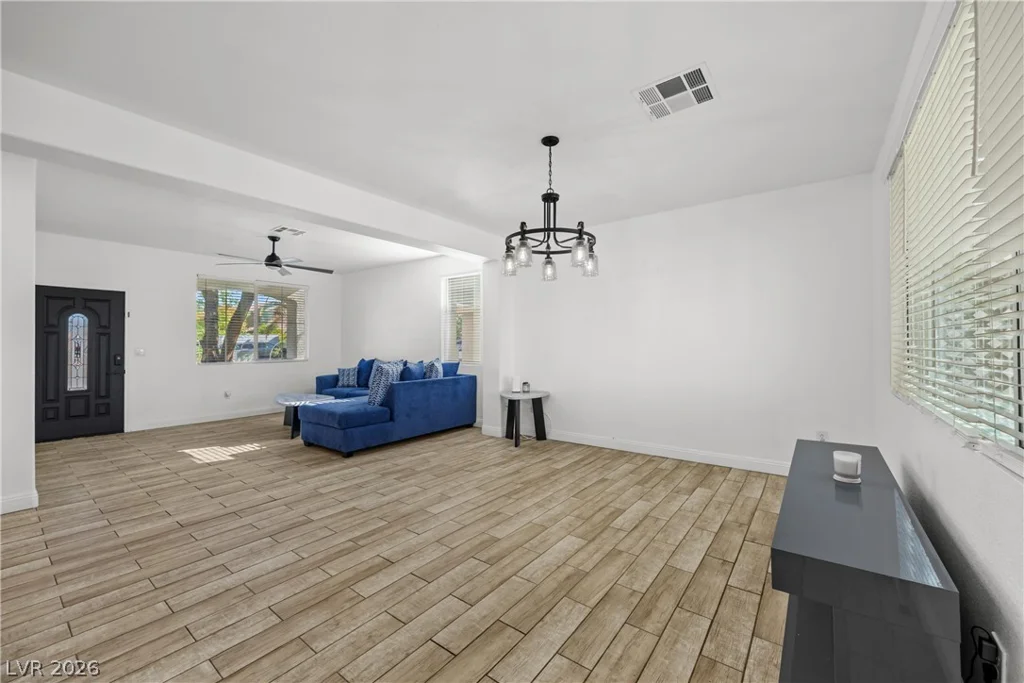 6211 Babson, Las Vegas, NV 89110