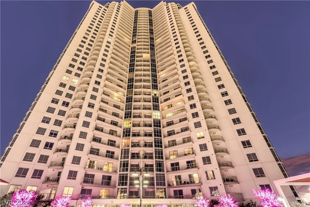 200 Sahara, Las Vegas, NV 89102