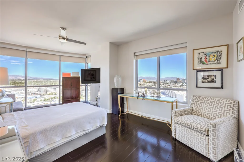 200 Sahara, Las Vegas, NV 89102