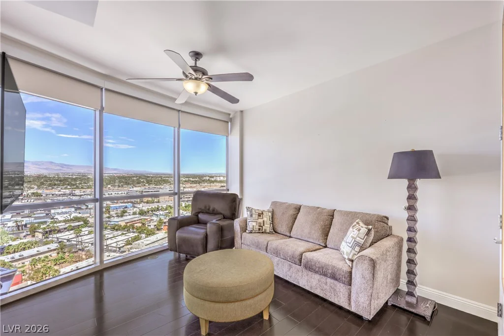 200 Sahara, Las Vegas, NV 89102