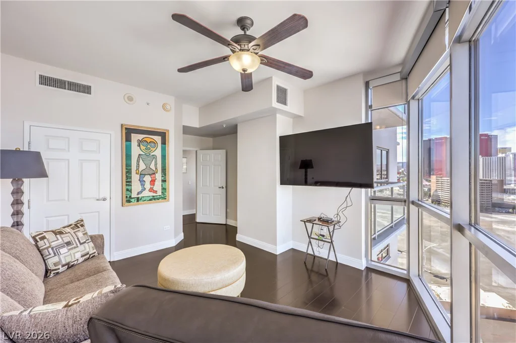 200 Sahara, Las Vegas, NV 89102