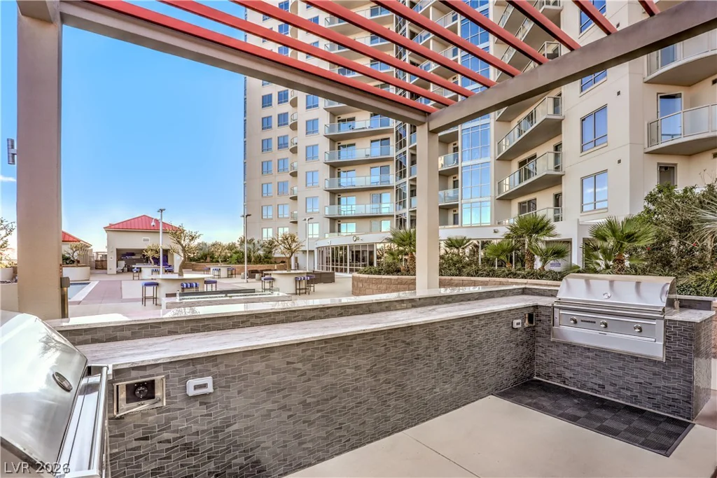 200 Sahara, Las Vegas, NV 89102