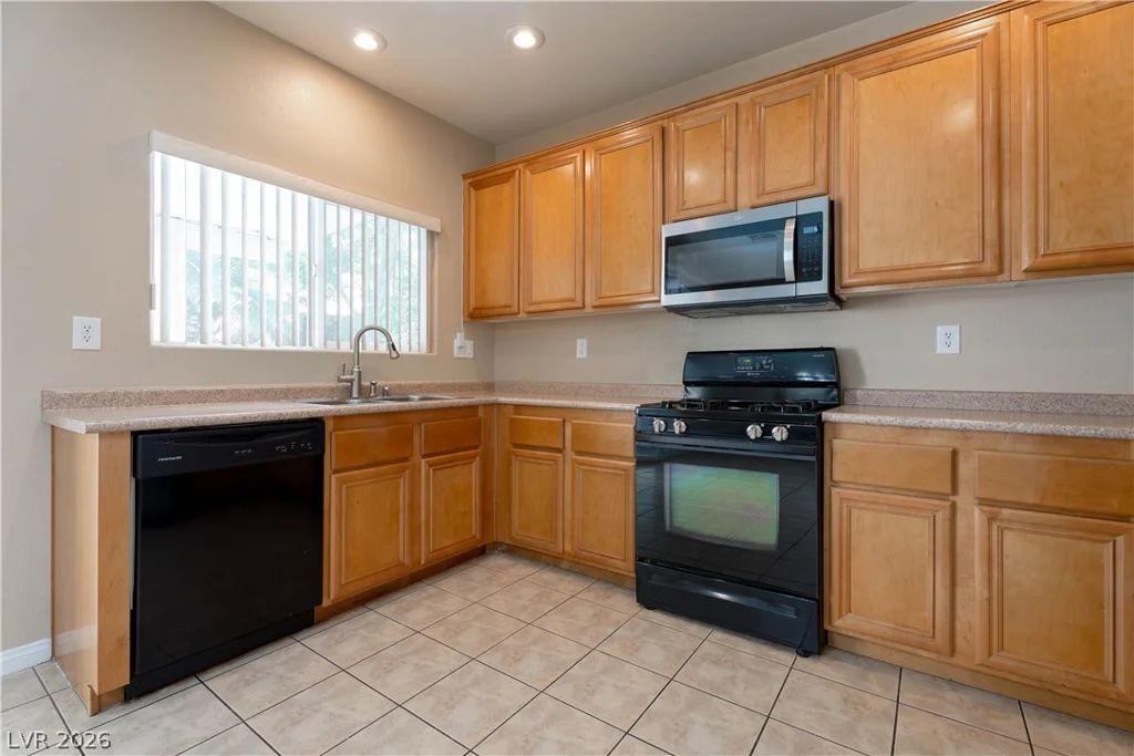 5336 Welch Valley, Las Vegas, NV 89131
