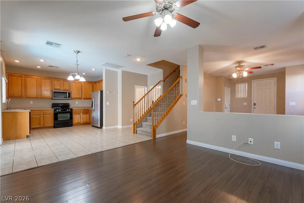 5336 Welch Valley, Las Vegas, NV 89131