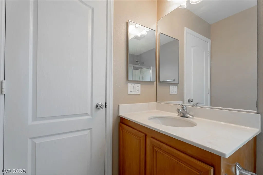 5336 Welch Valley, Las Vegas, NV 89131